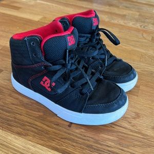 Boys DC Shoes Size 13